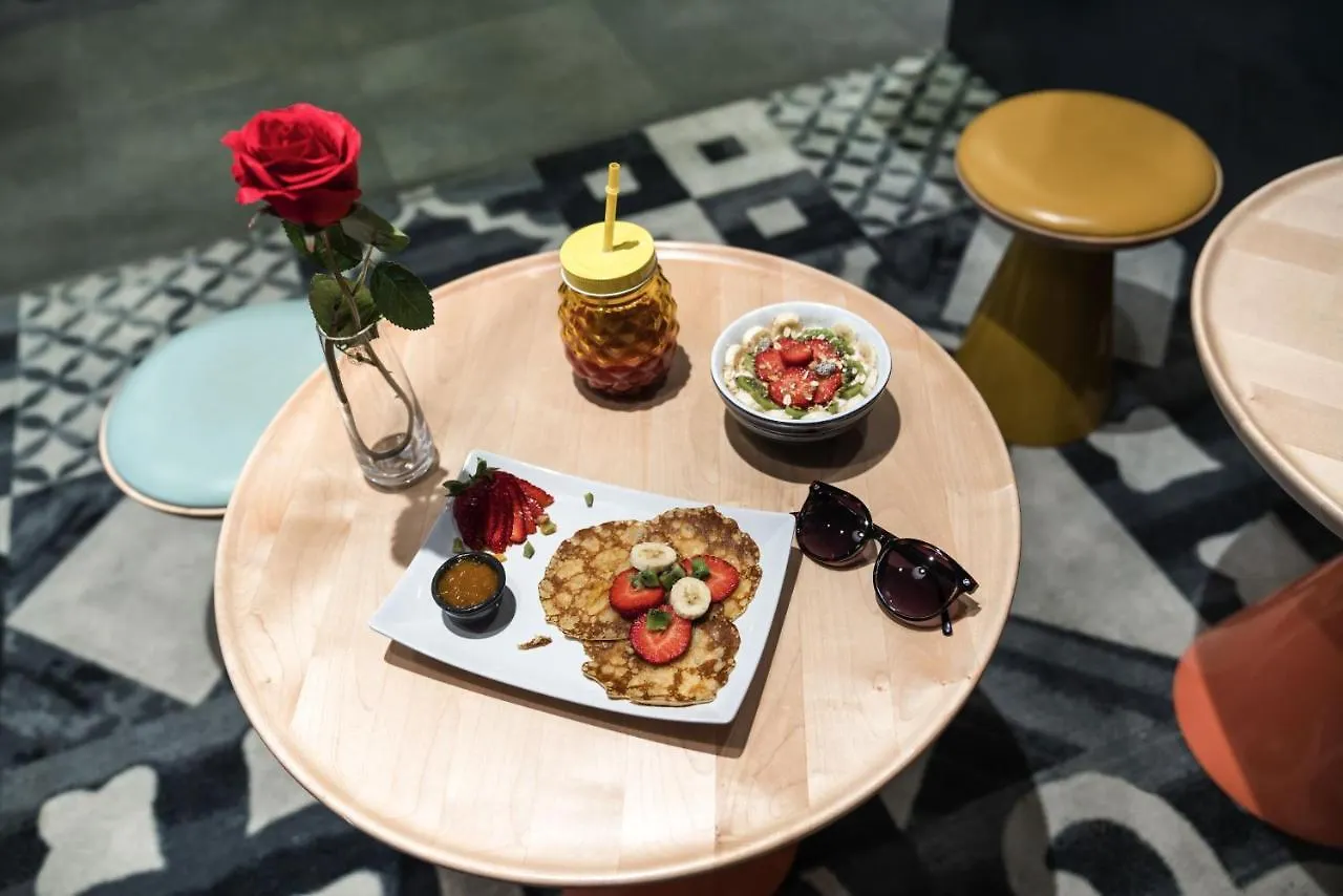 Ibis Styles Lille Centre Grand Place 3*,