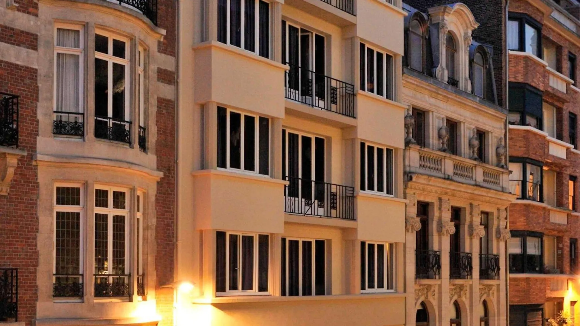 ibis Styles Lille Centre Grand Place 3*,  France